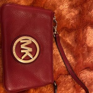 Red leather Michael Kors wristlet
